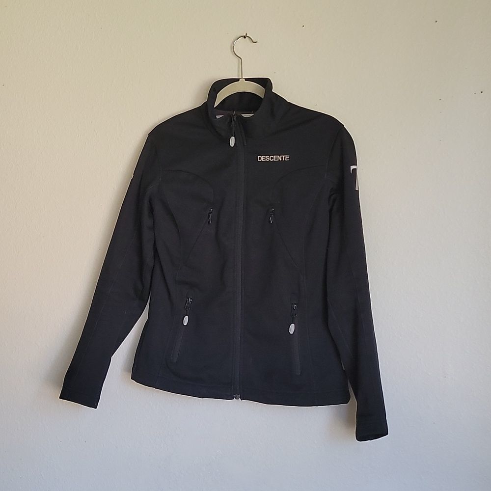 DESENTE turtleneck jacket size 8